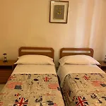 Hotel Elena